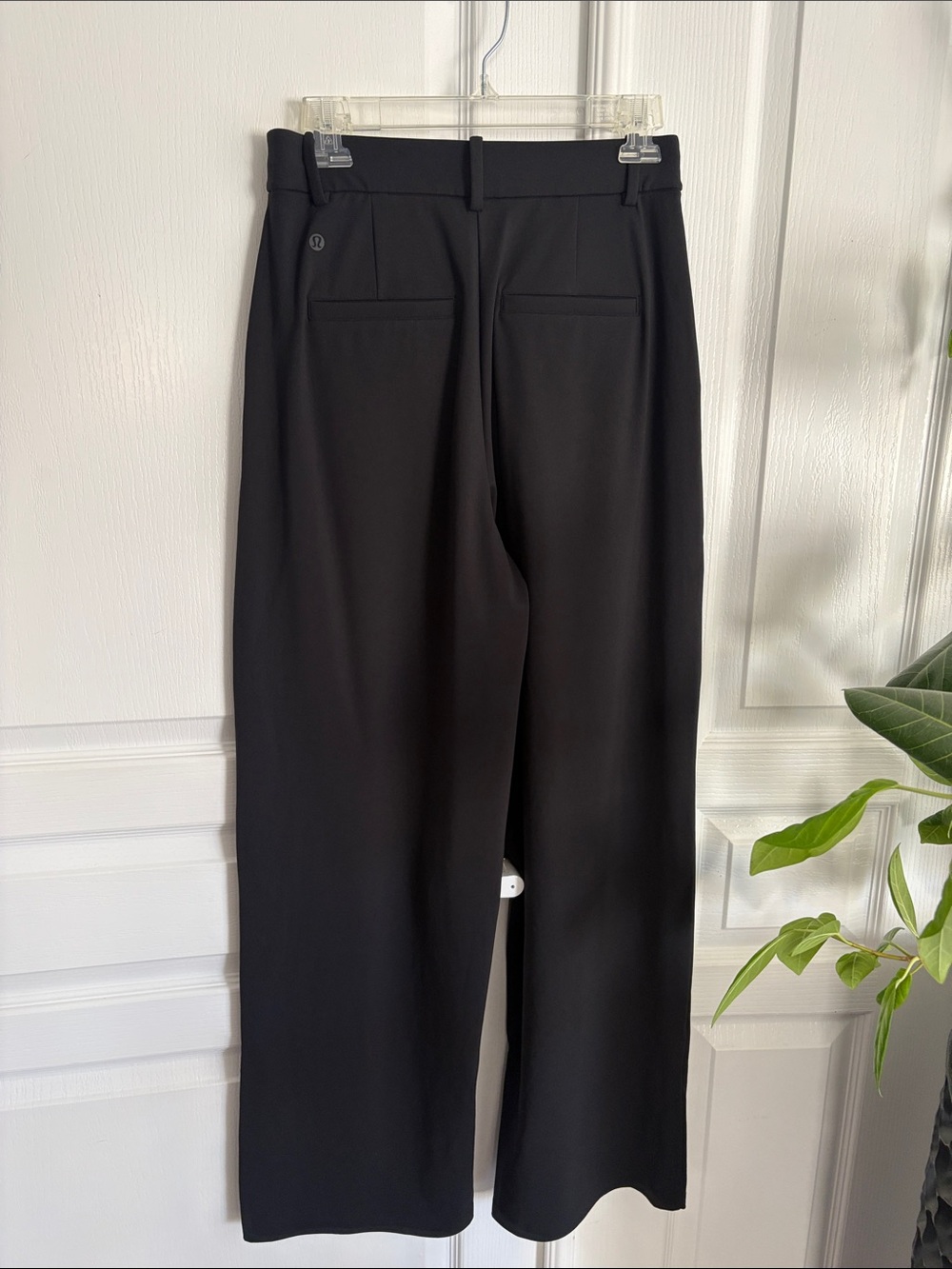 Lululemon Daydrift High-Rise Wide-Leg
Trouser - Picture 4 of 16